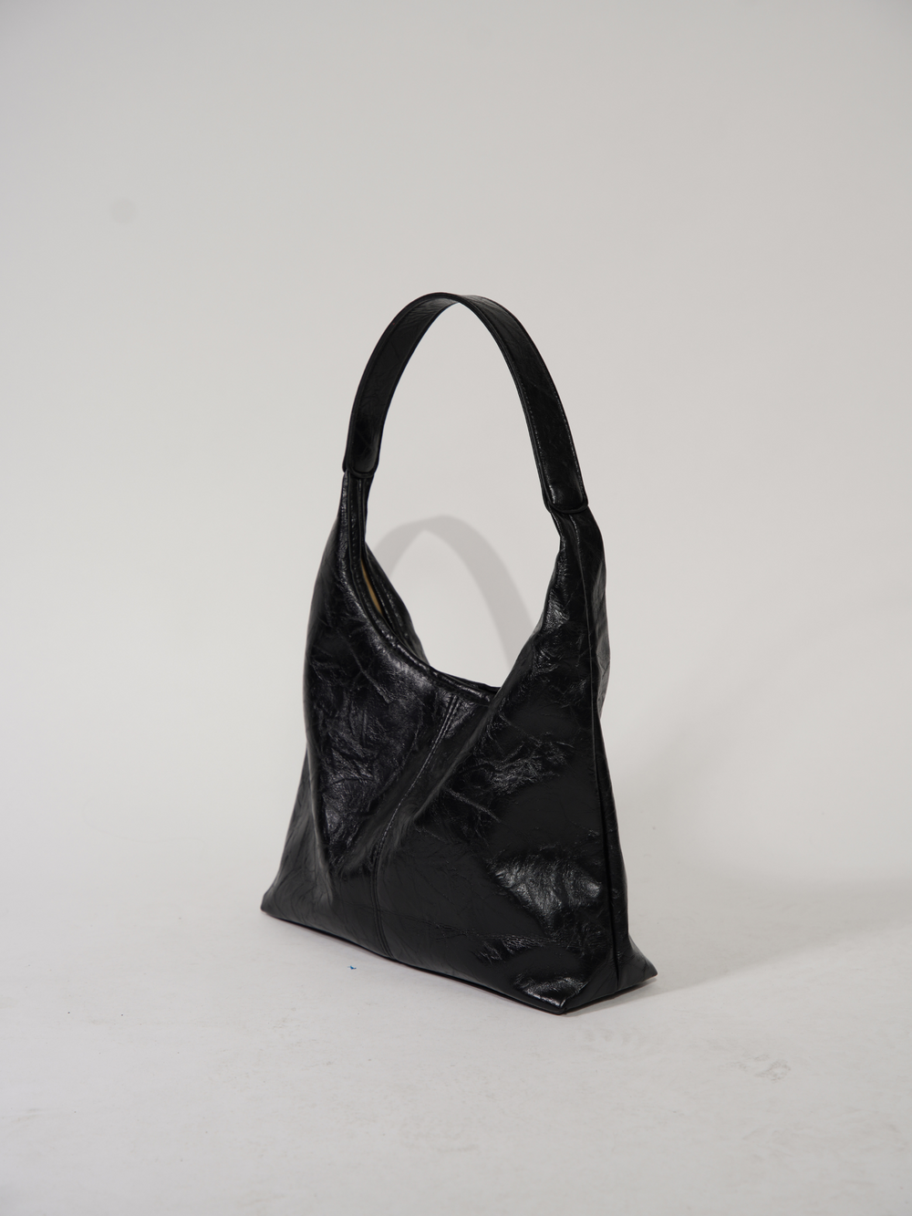 Scarlett | Zerkratzte Leder-Tote