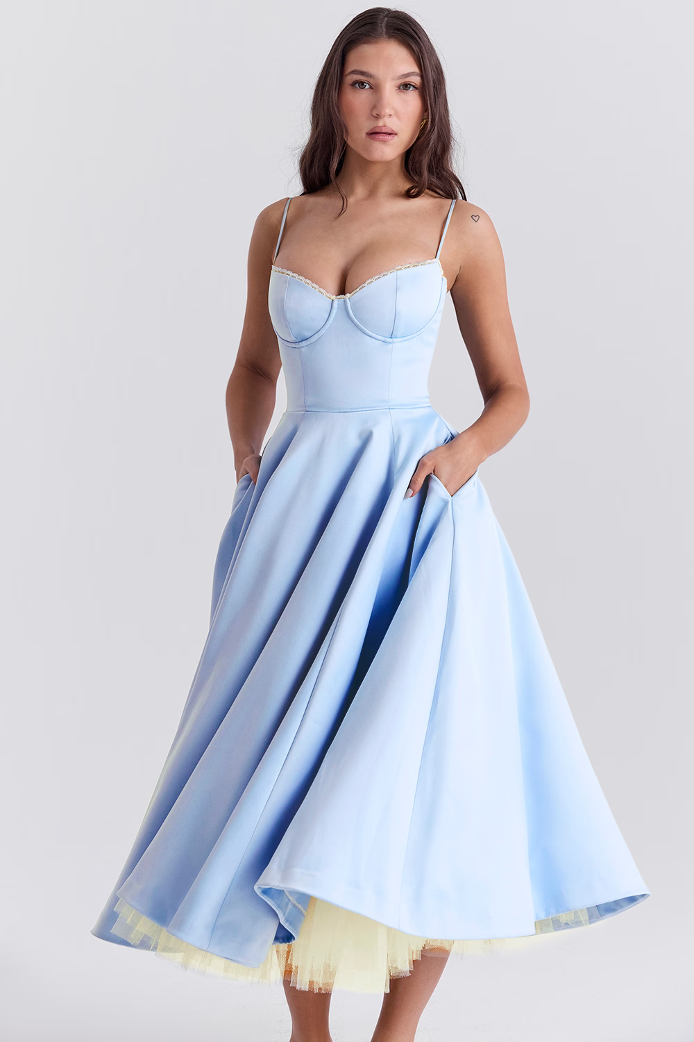 Mara | Zeitloses Eleganzkleid