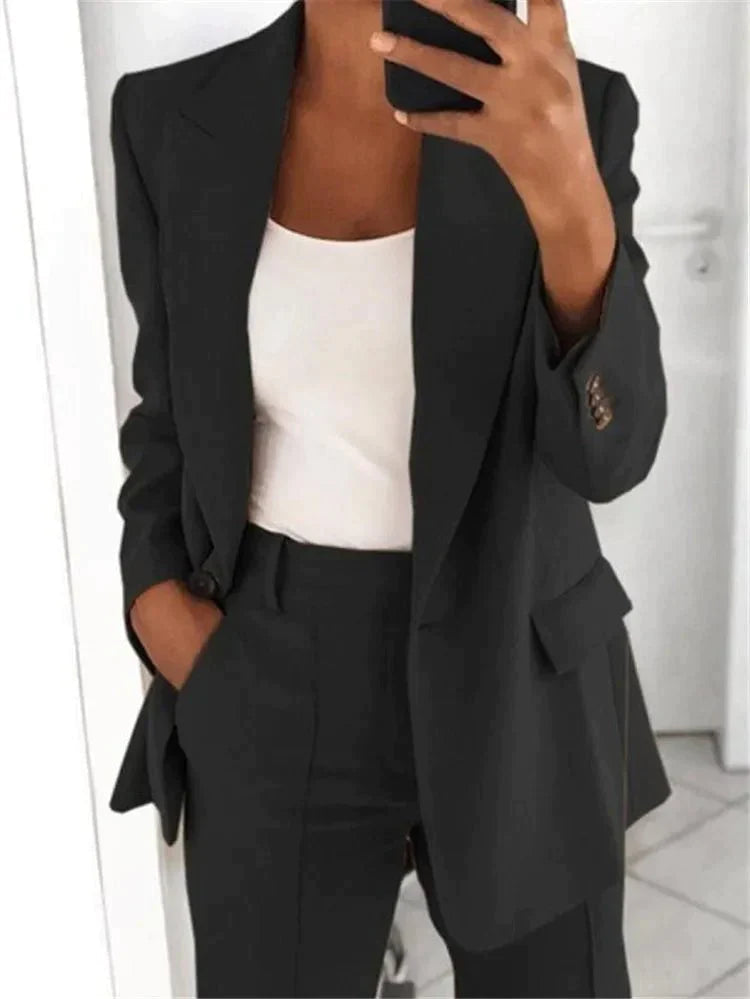 Marliyn Stilvoller Blazer & Hosen